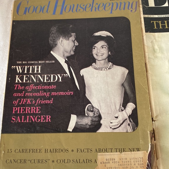 Good housekeeping with the Kennedys, look magazine, JFK Memorial issue - Picture 3 of 8
